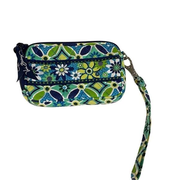 VERA BRADLEY Floral Wristlet Quilted Blue Green Coin Card Purse 3 1/2” x 5” - Picture 1 of 9